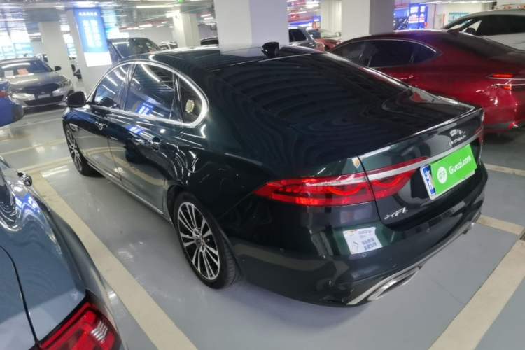 Used Jaguar XFL 2024 2.0T P250 Two-Wheel Drive Prestige Luxury Edition Rear Left 45 Deg