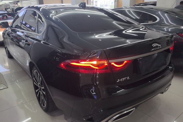 Used Jaguar XFL 2024 2.0T P250 Two-Wheel Drive Prestige Luxury Edition Rear Left 45 Deg