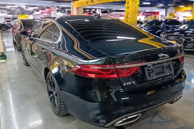 Used Jaguar XFL 2024 2.0T P250 Two-Wheel Drive Prestige Luxury Edition Rear Left 45 Deg