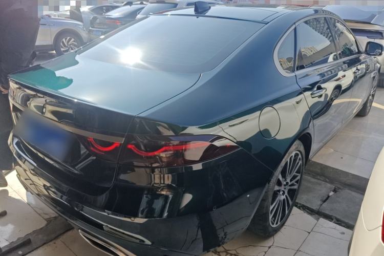 Used Jaguar XFL 2024 2.0T P250 Two-Wheel Drive Prestige Luxury Edition Rear Right 45 Deg