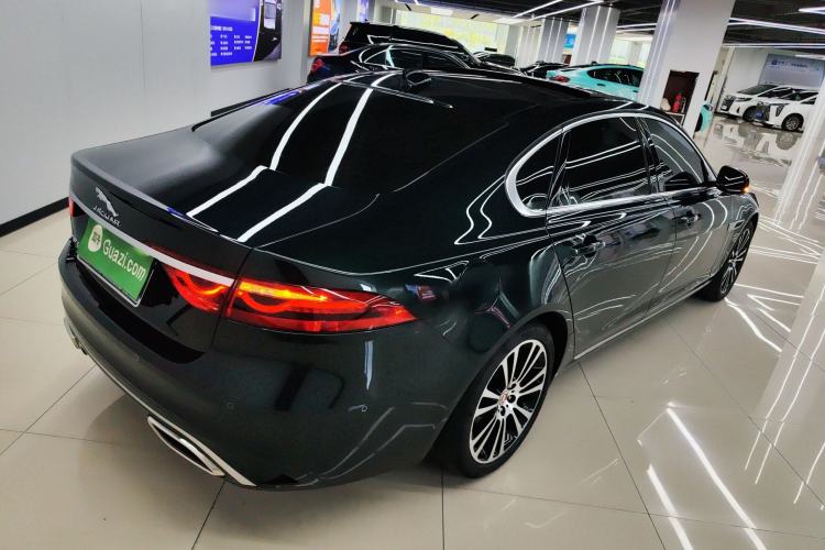 Used Jaguar XFL 2024 2.0T P250 Two-Wheel Drive Prestige Luxury Edition Rear Right 45 Deg
