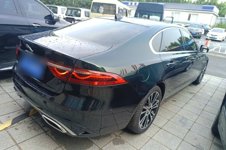 Used Jaguar XFL 2024 2.0T P250 Two-Wheel Drive Prestige Luxury Edition Rear Right 45 Deg