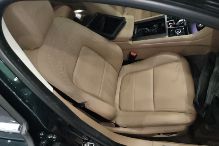 Used Jaguar XFL 2024 2.0T P250 Two-Wheel Drive Prestige Luxury Edition Right Front Seat