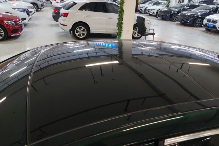 Used Jaguar XFL 2024 2.0T P250 Two-Wheel Drive Prestige Luxury Edition Roof