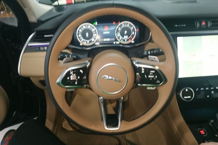 Used Jaguar XFL 2024 2.0T P250 Two-Wheel Drive Prestige Luxury Edition Steering Wheel