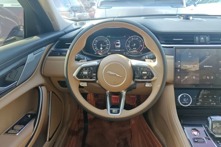 Used Jaguar XFL 2024 2.0T P250 Two-Wheel Drive Prestige Luxury Edition Steering Wheel
