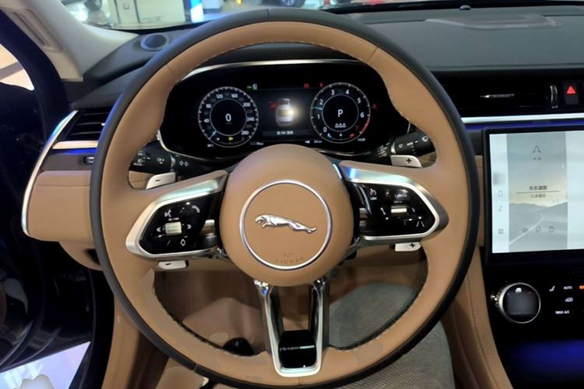 Used Jaguar XFL 2024 2.0T P250 Two-Wheel Drive Prestige Luxury Edition Steering Wheel