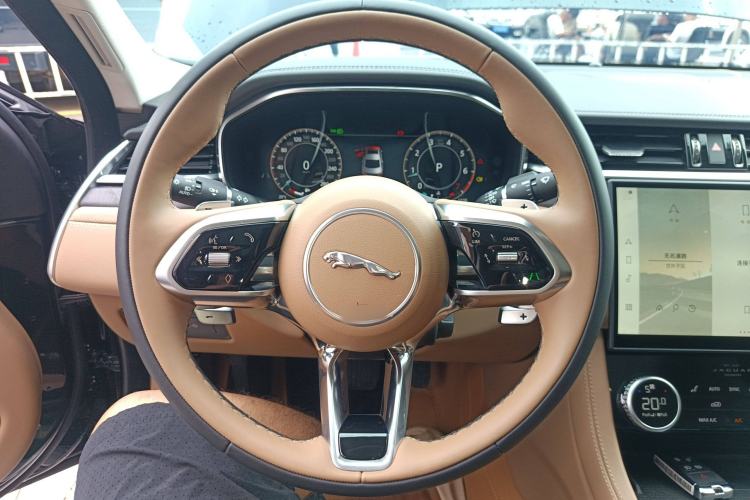 Used Jaguar XFL 2024 2.0T P250 Two-Wheel Drive Prestige Luxury Edition Steering Wheel