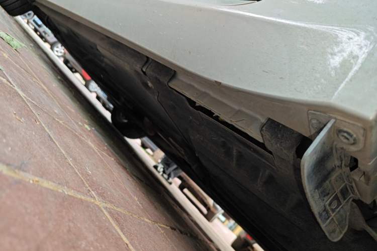 Used Jaguar XFL 2024 2.0T P250 Two-Wheel Drive Prestige Luxury Edition Chassis Rear Left