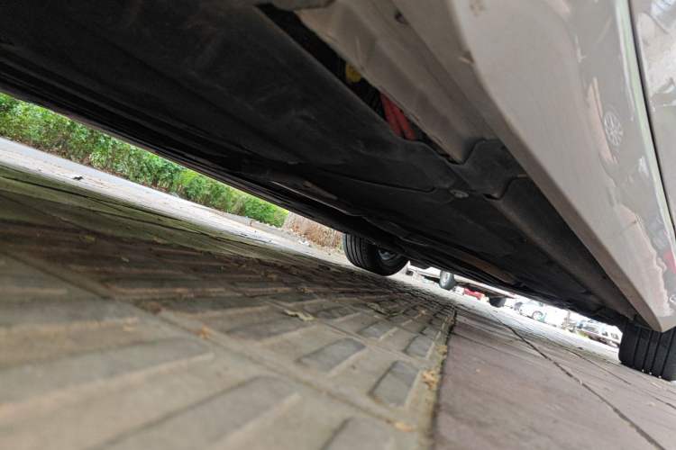 Used Jaguar XFL 2024 2.0T P250 Two-Wheel Drive Prestige Luxury Edition Chassis Rear Right