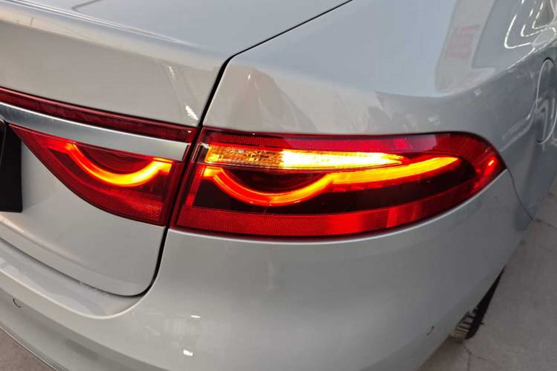 Used Jaguar XFL 2024 2.0T P250 Two-Wheel Drive Prestige Luxury Edition Exterior 1