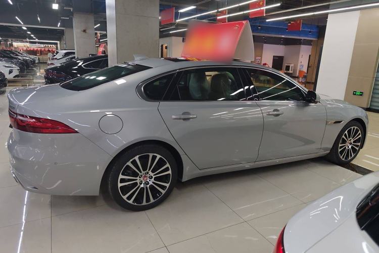 Used Jaguar XFL 2024 2.0T P250 Two-Wheel Drive Prestige Luxury Edition Exterior 5