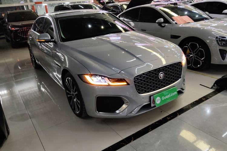 Used Jaguar XFL 2024 2.0T P250 Two-Wheel Drive Prestige Luxury Edition Front Right 45 Deg