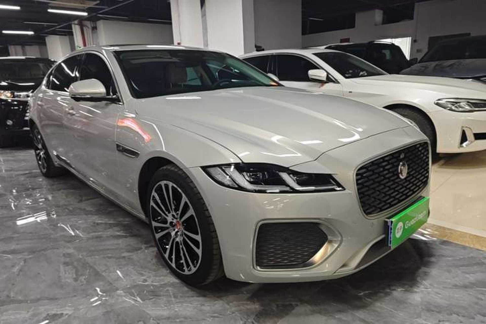 Used Jaguar XFL 2024 2.0T P250 Two-Wheel Drive Prestige Luxury Edition Front Right 45 Deg