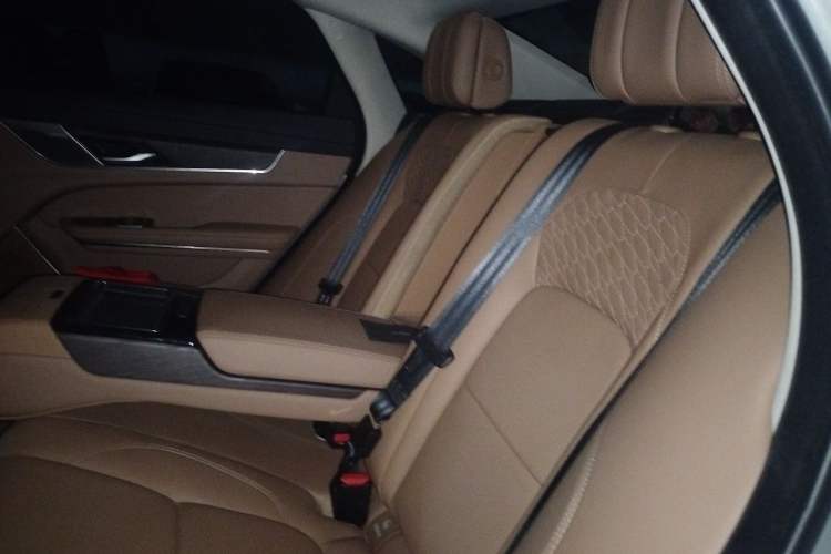 Used Jaguar XFL 2024 2.0T P250 Two-Wheel Drive Prestige Luxury Edition Left Rear Seat