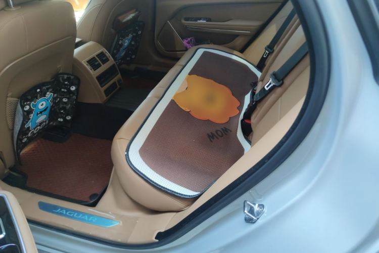 Used Jaguar XFL 2024 2.0T P250 Two-Wheel Drive Prestige Luxury Edition Left Rear Seat