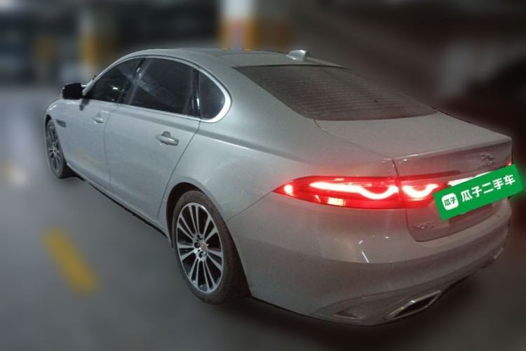 Used Jaguar XFL 2024 2.0T P250 Two-Wheel Drive Prestige Luxury Edition Rear Left 45 Deg