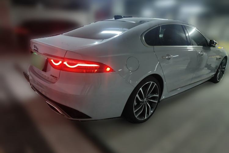 Used Jaguar XFL 2024 2.0T P300 Four-Wheel Drive Flagship Sport Gold Edition Rear Right 45 Deg