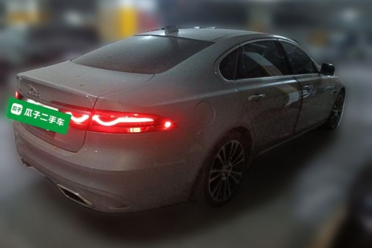 Used Jaguar XFL 2024 2.0T P250 Two-Wheel Drive Prestige Luxury Edition Rear Right 45 Deg