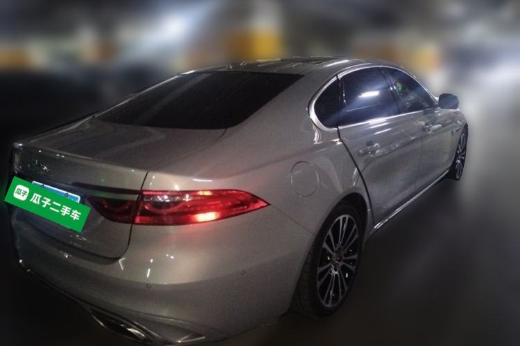 Used Jaguar XFL 2024 2.0T P250 Two-Wheel Drive Prestige Luxury Edition Rear Right 45 Deg