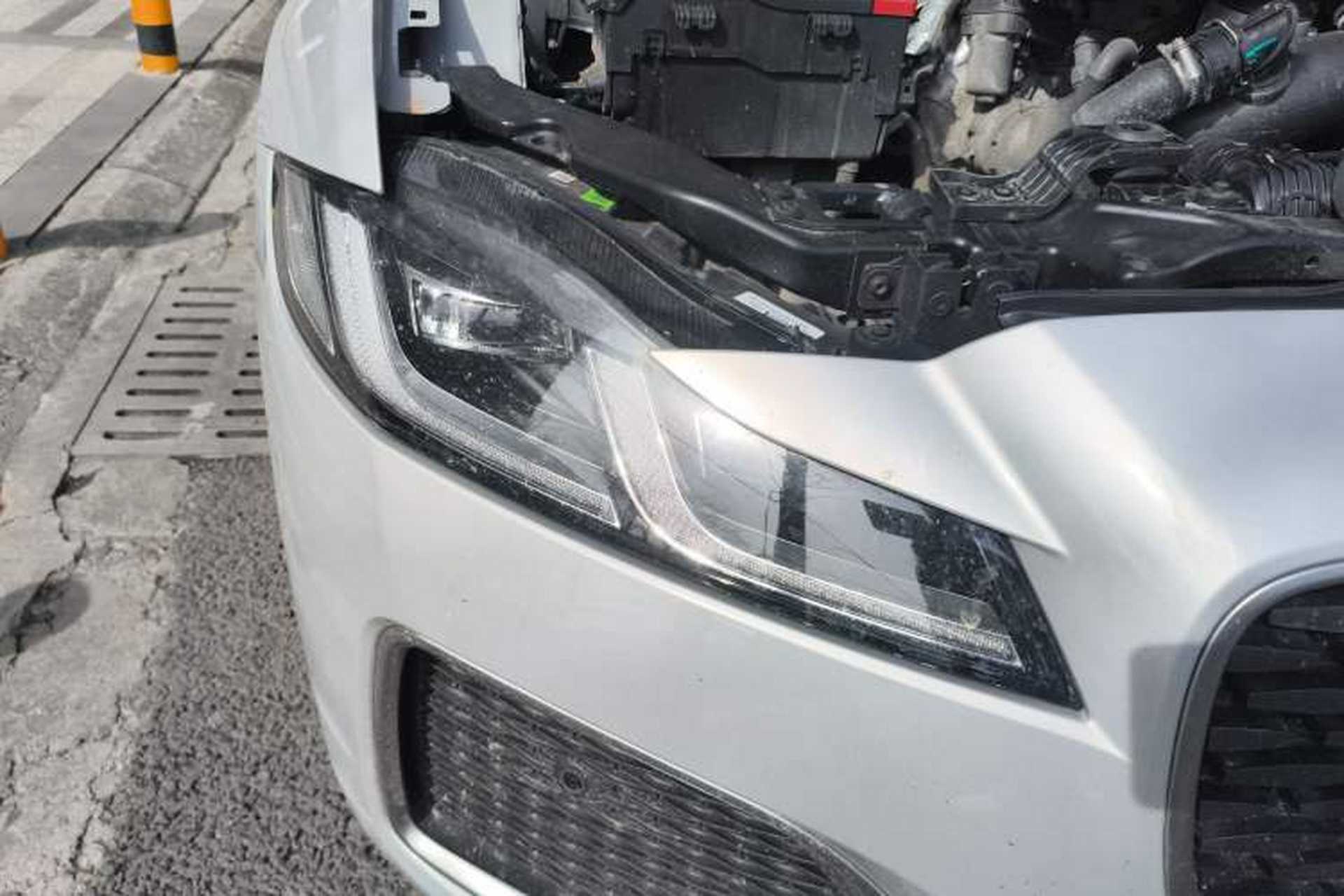 Used Jaguar XFL 2024 2.0T P250 Two-Wheel Drive Prestige Luxury Edition Right Front Headlight