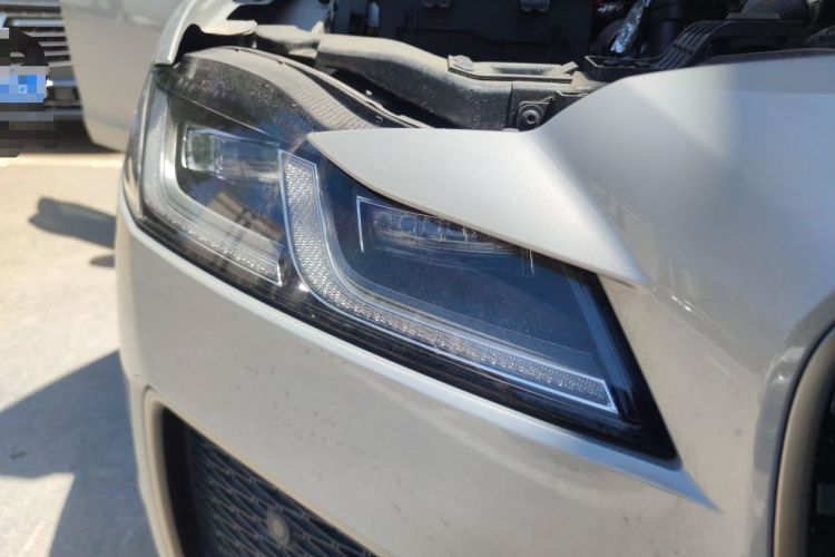 Used Jaguar XFL 2024 2.0T P250 Two-Wheel Drive Prestige Luxury Edition Right Front Headlight