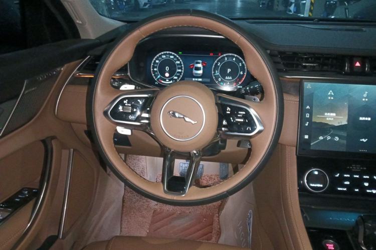 Used Jaguar XFL 2024 2.0T P250 Two-Wheel Drive Prestige Luxury Edition Steering Wheel