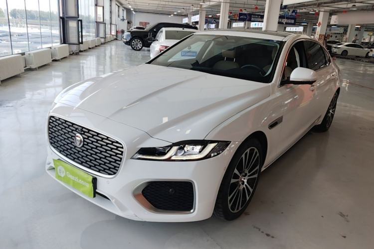 Used Jaguar XFL 2024 2.0T P250 Two-Wheel Drive Prestige Luxury Edition Guazi used car, China used car export, Used car for sale, Used cars, Cheapest cars for sale