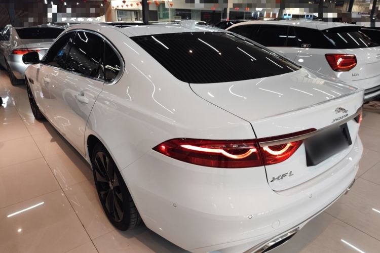 Used Jaguar XFL 2024 2.0T P250 Two-Wheel Drive Prestige Luxury Edition Exterior 2
