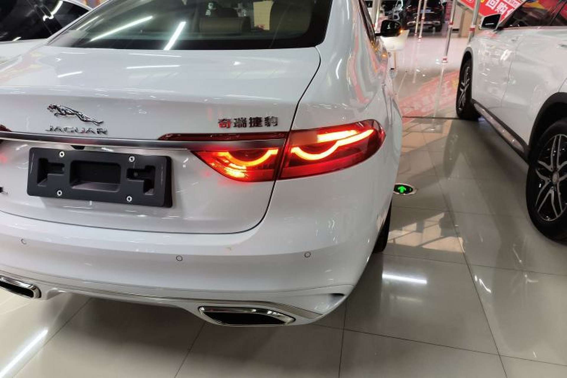 Used Jaguar XFL 2024 2.0T P250 Two-Wheel Drive Prestige Luxury Edition Exterior 6