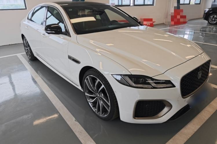Used Jaguar XFL 2024 2.0T P300 Four-Wheel Drive Flagship Sport Gold Edition Front Right 45 Deg