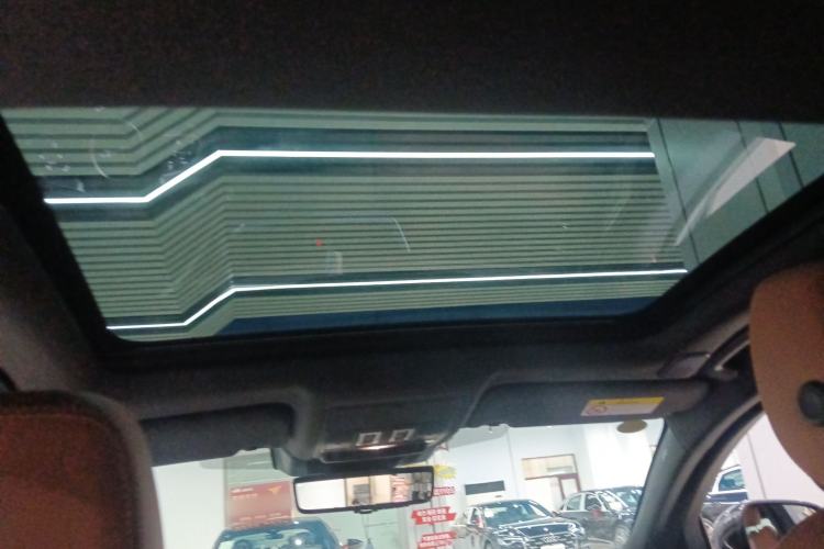 Used Jaguar XFL 2024 2.0T P300 Four-Wheel Drive Flagship Sport Gold Edition Headliner