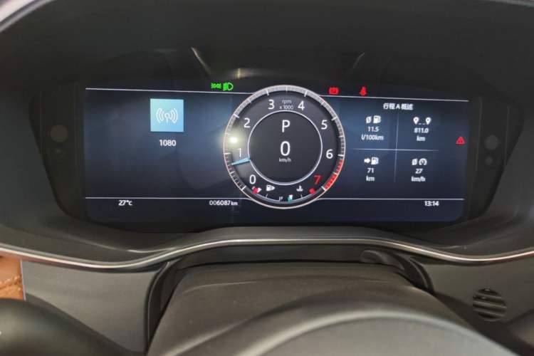 Used Jaguar XFL 2024 2.0T P300 Four-Wheel Drive Flagship Sport Gold Edition Instrument Cluster