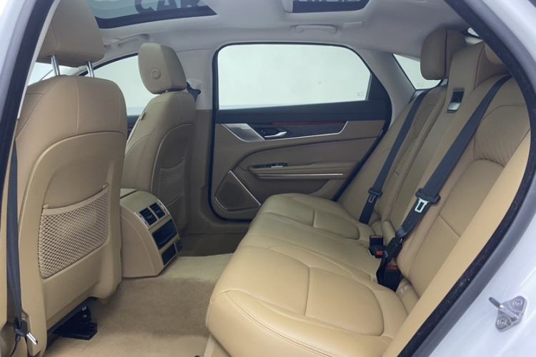 Used Jaguar XFL 2024 2.0T P250 Two-Wheel Drive Prestige Luxury Edition Interior 3
