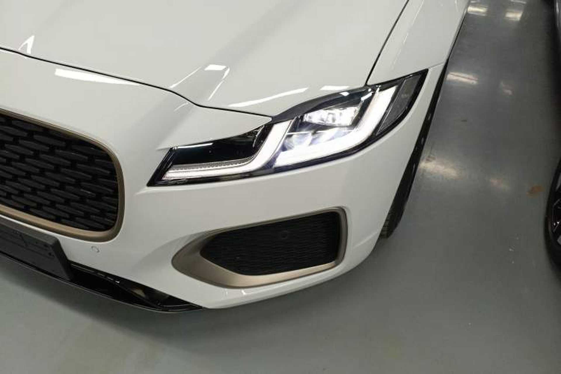 Used Jaguar XFL 2024 2.0T P300 Four-Wheel Drive Flagship Sport Gold Edition Left Front Headlight