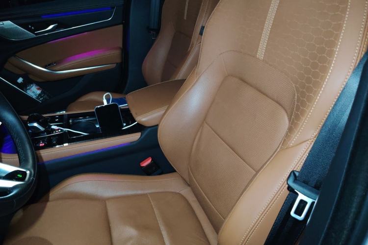 Used Jaguar XFL 2024 2.0T P300 Four-Wheel Drive Flagship Sport Gold Edition Left Front Seat
