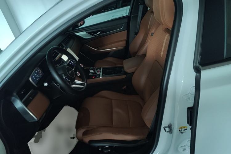 Used Jaguar XFL 2024 2.0T P300 Four-Wheel Drive Flagship Sport Gold Edition Left Front Seat