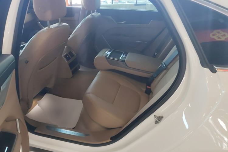 Used Jaguar XFL 2024 2.0T P250 Two-Wheel Drive Prestige Luxury Edition Left Rear Seat