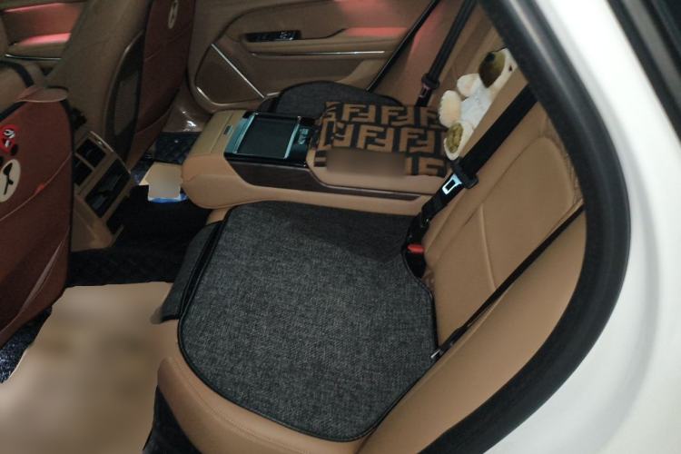 Used Jaguar XFL 2024 2.0T P250 Two-Wheel Drive Prestige Luxury Edition Left Rear Seat