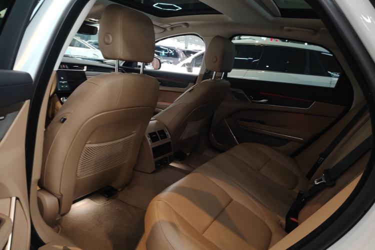 Used Jaguar XFL 2024 2.0T P250 Two-Wheel Drive Prestige Luxury Edition Left Rear Seat