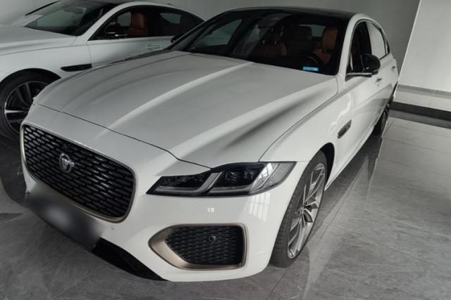 Used Jaguar XFL 2024 2.0T P300 Four-Wheel Drive Flagship Sport Gold Edition