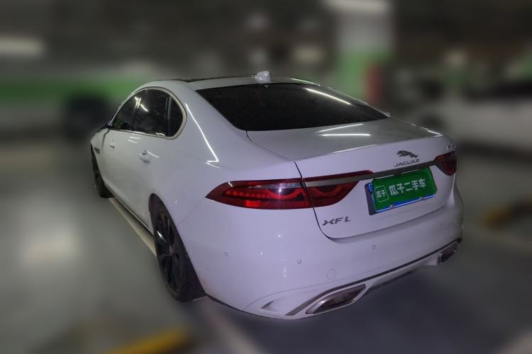 Used Jaguar XFL 2024 2.0T P250 Two-Wheel Drive Prestige Luxury Edition Rear Left 45 Deg