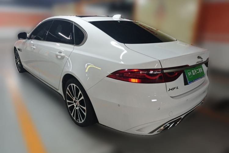 Used Jaguar XFL 2024 2.0T P250 Two-Wheel Drive Prestige Luxury Edition Rear Left 45 Deg