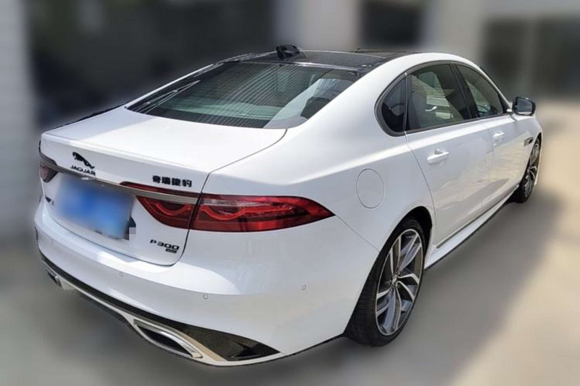 Used Jaguar XFL 2024 2.0T P300 Four-Wheel Drive Flagship Sport Gold Edition Rear Right 45 Deg
