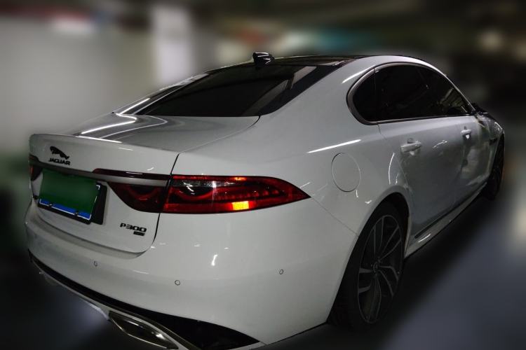 Used Jaguar XFL 2024 2.0T P300 Four-Wheel Drive Flagship Sport Gold Edition Rear Right 45 Deg