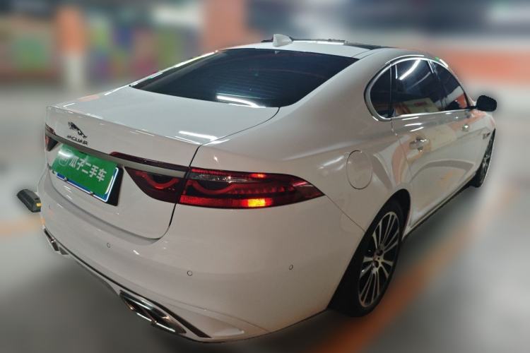 Used Jaguar XFL 2024 2.0T P250 Two-Wheel Drive Prestige Luxury Edition Rear Right 45 Deg