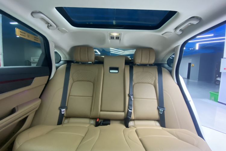 Used Jaguar XFL 2024 2.0T P250 Two-Wheel Drive Prestige Luxury Edition Roof