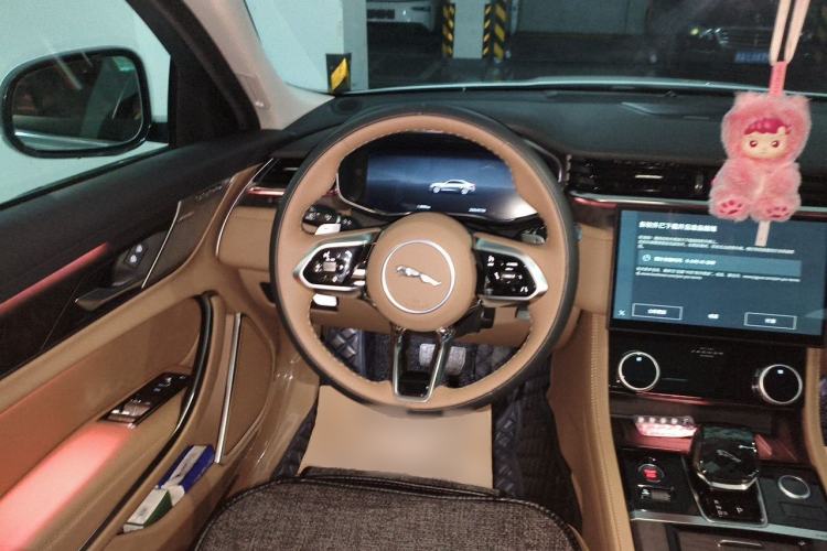 Used Jaguar XFL 2024 2.0T P250 Two-Wheel Drive Prestige Luxury Edition Steering Wheel