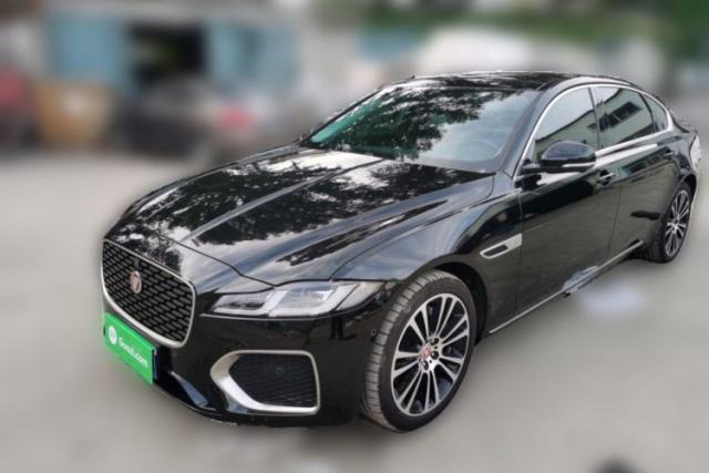 Used Jaguar XFL 2025 Model—2.0T P250, Two-Wheel Drive, Premium Luxury Edition