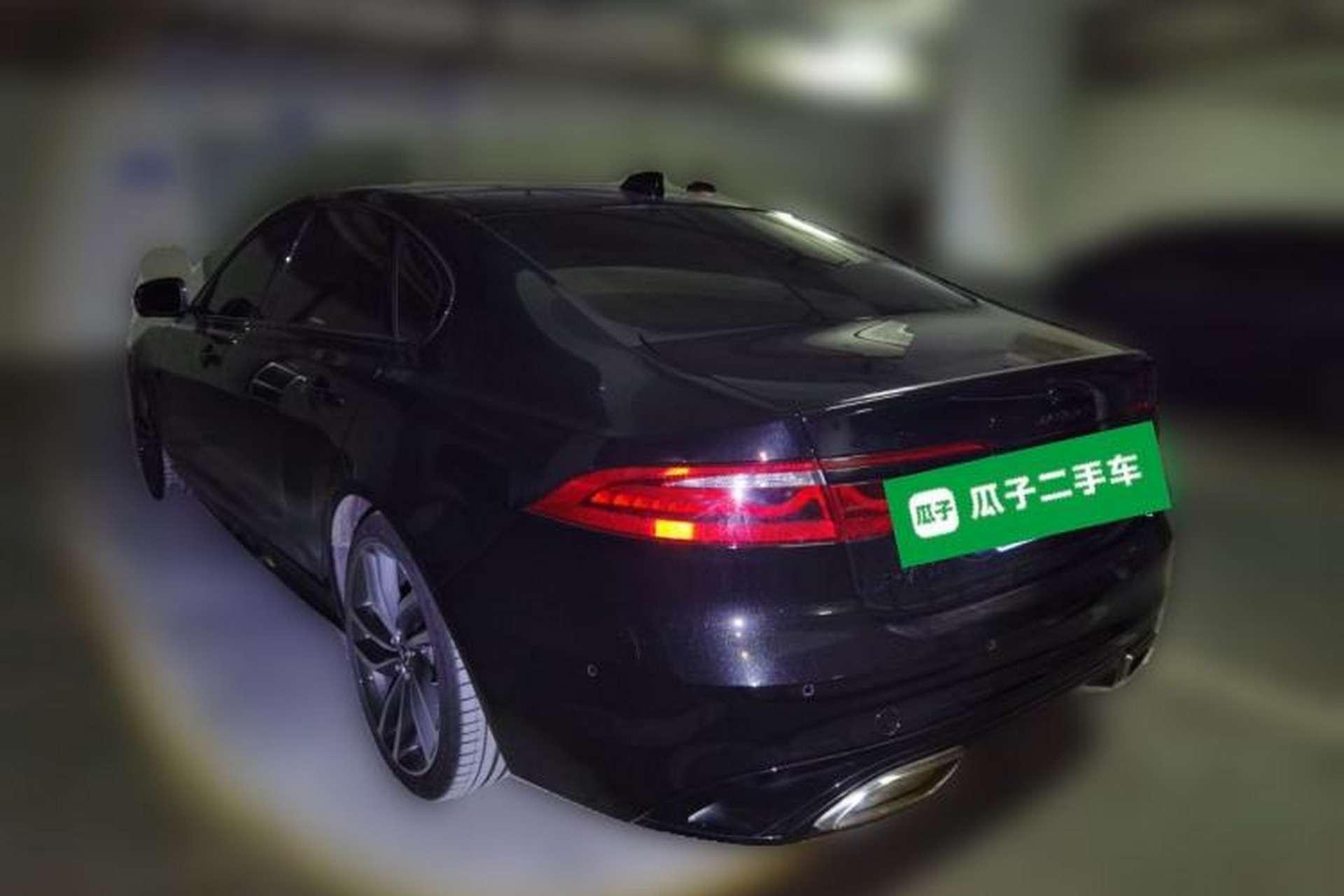 Used Jaguar XFL 2025 Model—2.0T P300, Four-Wheel Drive, 90th Anniversary Collector’s Edition Rear Left 45 Deg